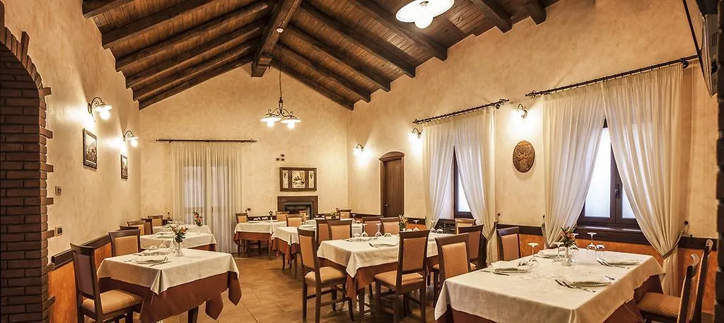 L'Antica Ruota Hotel Capo dʼOrlando 4*,