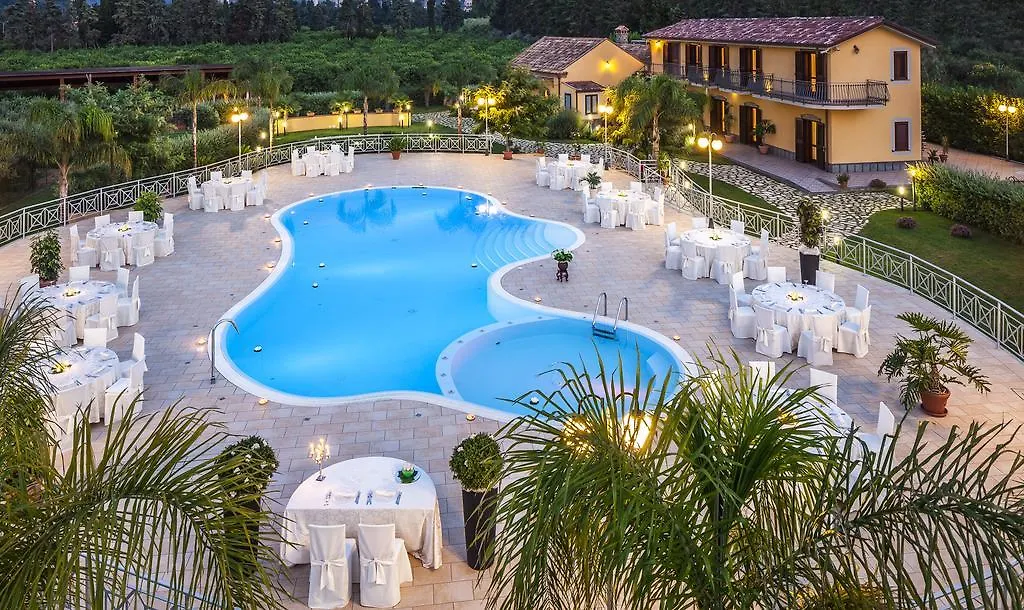 L'Antica Ruota Hotel Capo dʼOrlando 4*,
